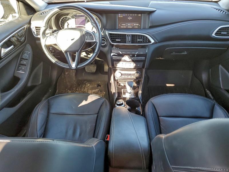 94489065 :رقم المزاد ، SJKCH5CP1JA056873 vin ، 2018 Infiniti Qx30 مزاد بيع
