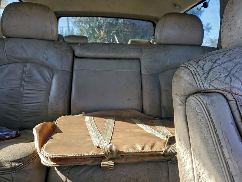 Aukcja sprzedaży 2001 Chevrolet Tahoe, vin: 1GNEC13T41R154899, numer aukcji: 93337255