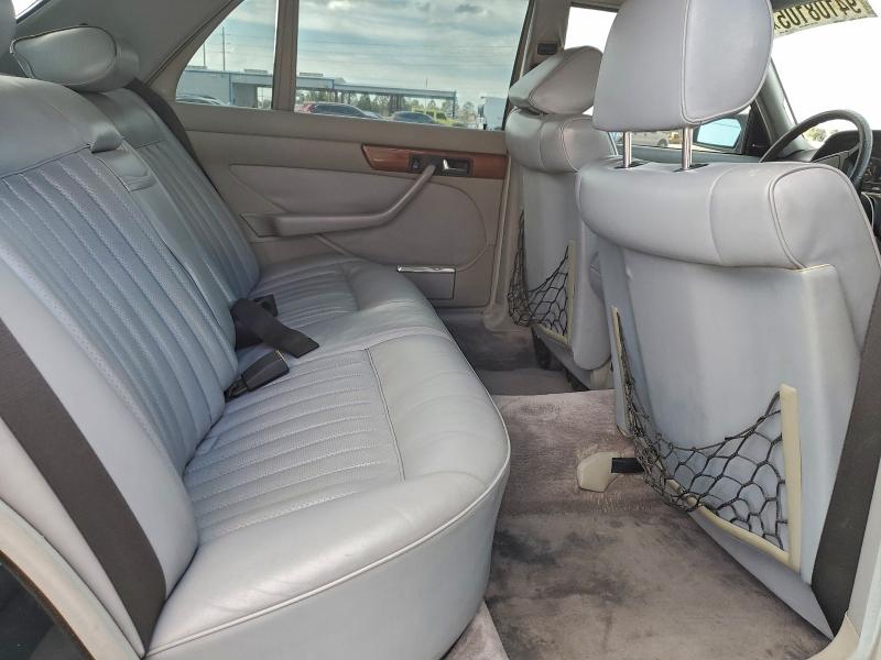 Продажа на аукционе авто 1987 Mercedes-benz 420 Sel, vin: WDBCA35D2HA318939, номер лота: 94108105