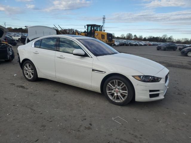2018 Jaguar Xe მანქანა იყიდება აუქციონზე, vin: SAJAJ4FX4JCP25812, აუქციონის ნომერი: 90141255