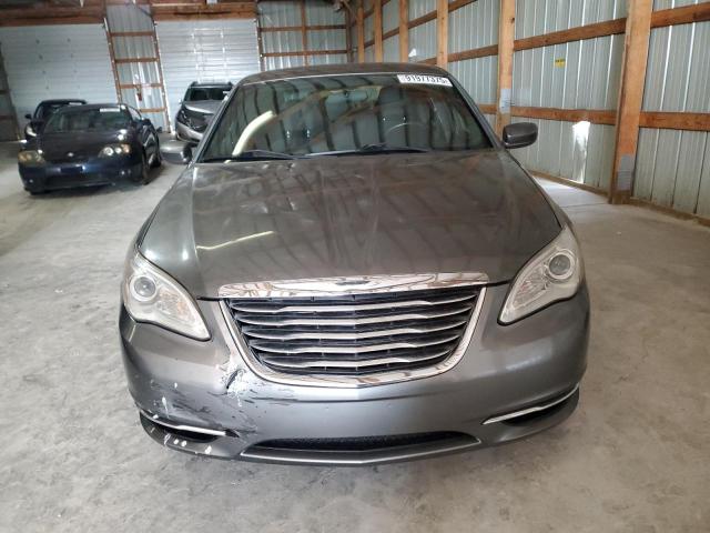 91977375 :رقم المزاد ، 1C3CCBBB7DN602227 vin ، 2013 Chrysler 200 Tourin مزاد بيع