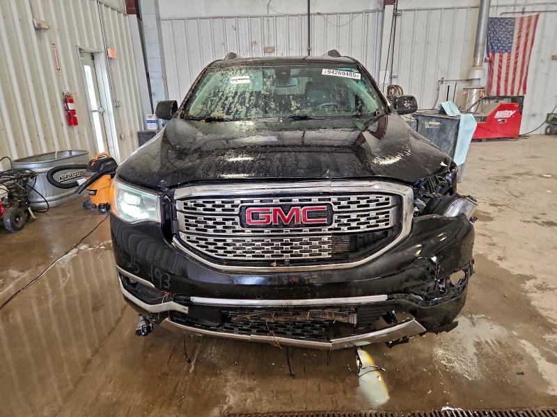 94269485 :رقم المزاد ، 1GKKNXLS1JZ181028 vin ، 2018 Gmc Acadia مزاد بيع