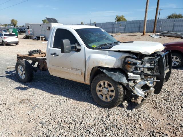 91126905 :رقم المزاد ، 1GB0KXC80EF165026 vin ، 2014 Chevrolet 2500 مزاد بيع