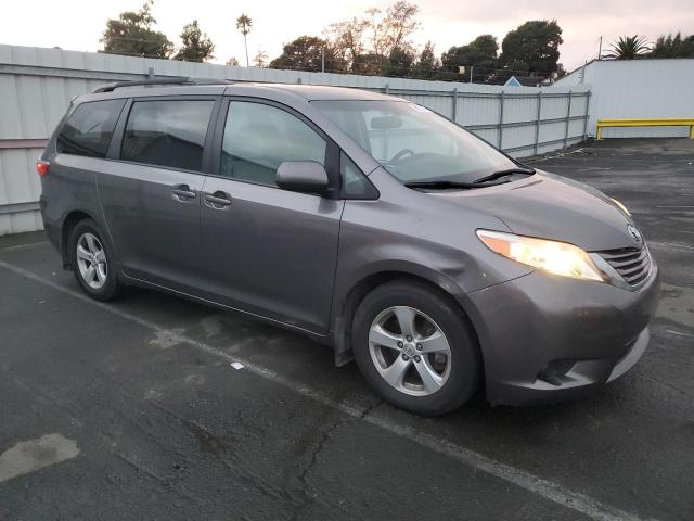Продажа на аукционе авто 2017 Toyota Sienna, vin: 5TDKZ3DC5HS876138, номер лота: 93222665