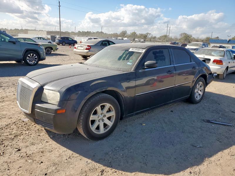 Auction sale of the 2008 Chrysler 300, vin: 2C3KA43R38H253350, lot number: 92388015