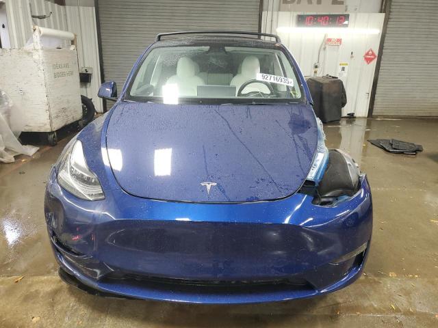 92716935 :رقم المزاد ، 7SAYGDEE0NF433940 vin ، 2022 Tesla Model Y مزاد بيع