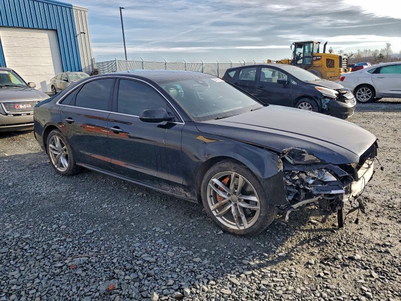 Продаж на аукціоні авто 2016 Audi A8 Quattro, vin: WAUK3AFD2GN020549, номер лоту: 94216625