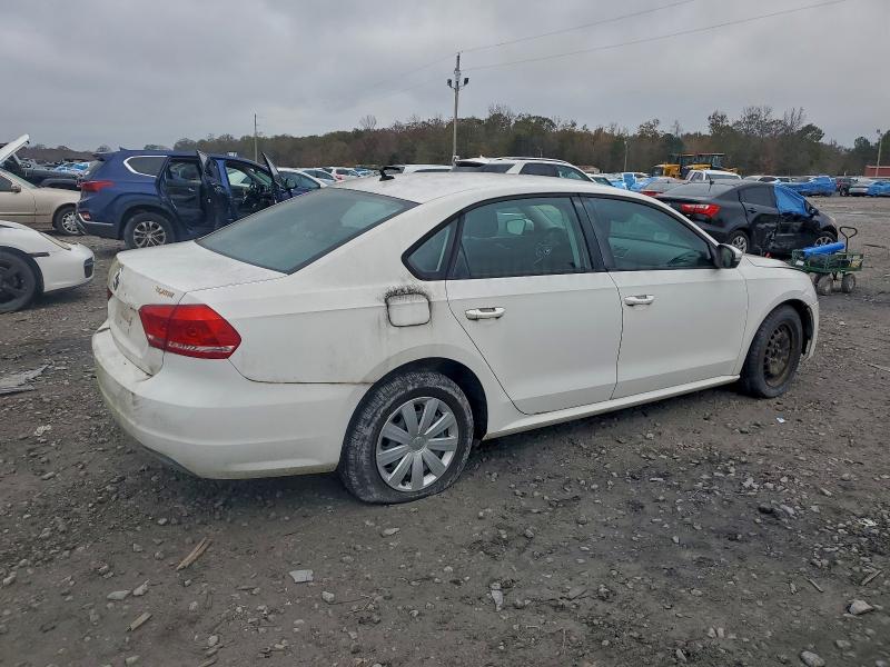 2013 Volkswagen Passat მანქანა იყიდება აუქციონზე, vin: 1VWAP7A30DC053140, აუქციონის ნომერი: 93897015