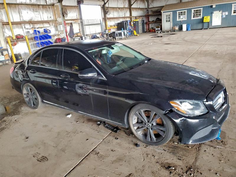 2017 Mercedes-benz C მანქანა იყიდება აუქციონზე, vin: 55SWF4JBXHU231404, აუქციონის ნომერი: 93417295