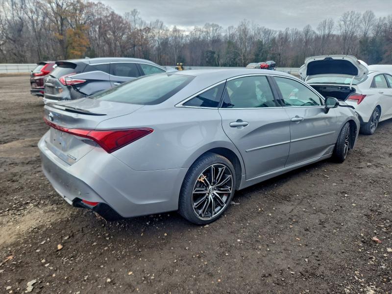 94035525 :رقم المزاد ، 4T1BZ1FB2KU020528 vin ، 2019 Toyota Avalon مزاد بيع