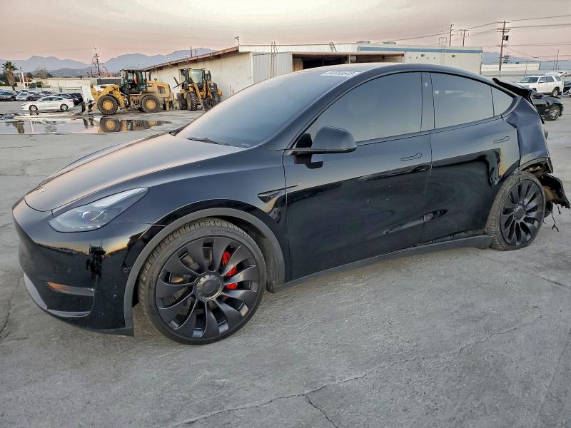 94558645 :رقم المزاد ، 7SAYGDEF2NF573559 vin ، 2022 Tesla Model Y مزاد بيع