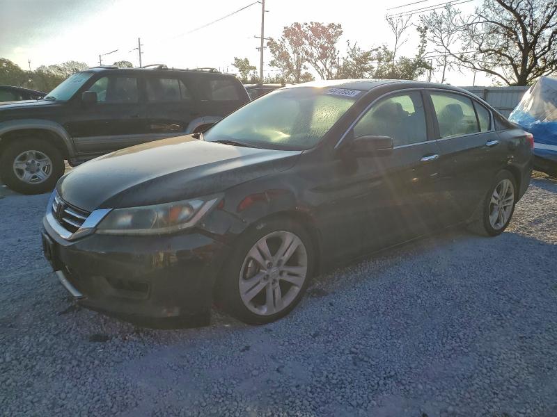 Продажа на аукционе авто 2015 Honda Accord, vin: 1HGCR2F88FA091891, номер лота: 94410955