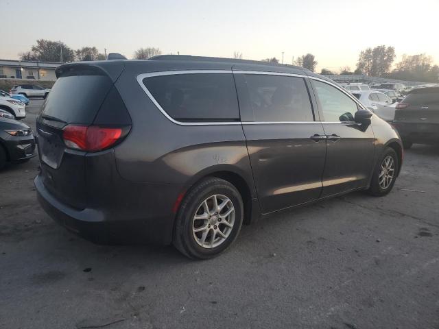 90417545 :رقم المزاد ، 2C4RC1DG2LR268439 vin ، 2020 Chrysler Voyager مزاد بيع