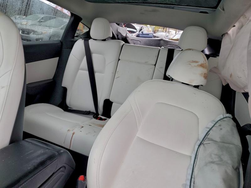 Продажа на аукционе авто 2022 Tesla Model Y, vin: 7SAYGDEE8NF400636, номер лота: 94440925