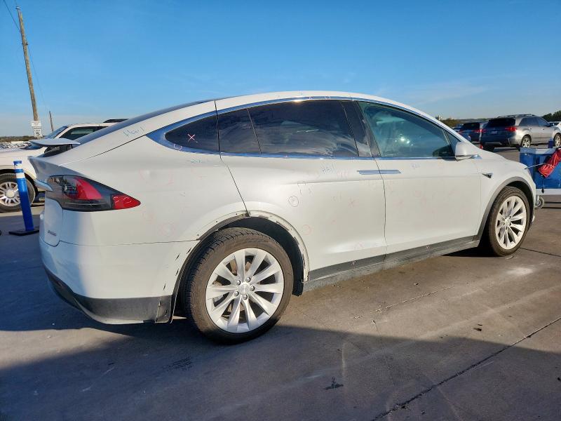 Aukcja sprzedaży 2018 Tesla Model X, vin: 5YJXCDE25JF133847, numer aukcji: 91879515
