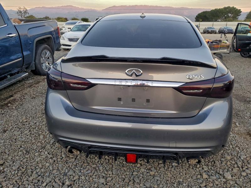 2018 Infiniti Q50 Luxe მანქანა იყიდება აუქციონზე, vin: JN1EV7AP7JM362593, აუქციონის ნომერი: 94380905