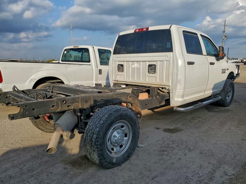 Продаж на аукціоні авто 2018 Ram 2500, vin: 3C6UR5HJ1JG380620, номер лоту: 94324025