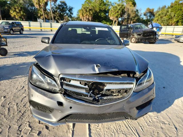93136845 :رقم المزاد ، WDDHF5KB3GB216278 vin ، 2016 Mercedes-benz E مزاد بيع