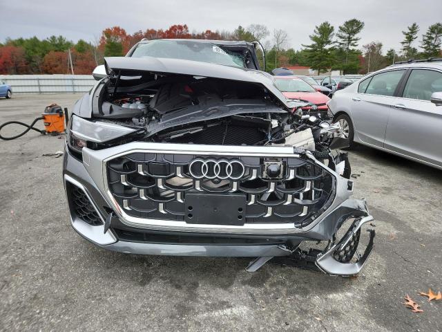 Продажа на аукционе авто 2025 Audi Sq8, vin: WA1CWBF16SD015308, номер лота: 92197605
