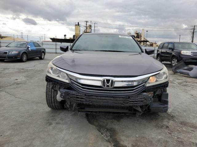 93297785 :رقم المزاد ، 1HGCR2F30HA220925 vin ، 2017 Honda Accord مزاد بيع