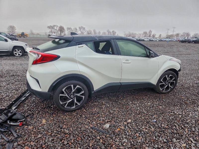 93046515 :رقم المزاد ، JTNKHMBX6L1067408 vin ، 2020 Toyota C-hr مزاد بيع