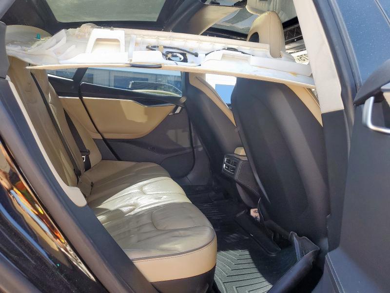 92486275 :رقم المزاد ، 5YJSA1H18EFP29137 vin ، 2014 Tesla Model S مزاد بيع
