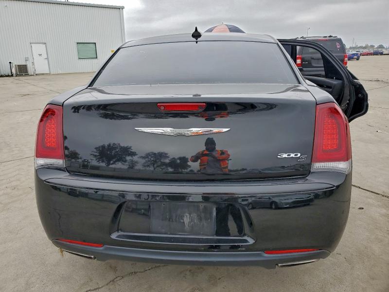 90654305 :رقم المزاد ، 2C3CCABGXKH555464 vin ، 2019 Chrysler 300 مزاد بيع