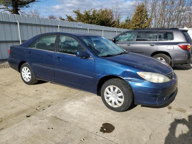 93338645 :رقم المزاد ، 4T1BE30K45U089578 vin ، 2005 Toyota Camry مزاد بيع