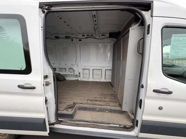 92026735 :رقم المزاد ، 1FTNR2CM3FKA00707 vin ، 2015 Ford Transit T- مزاد بيع