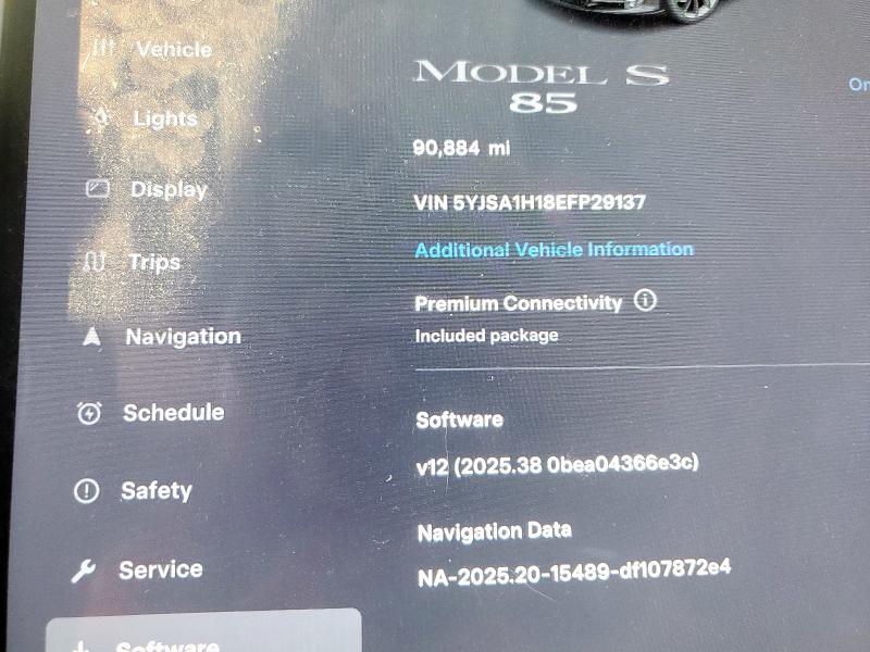 92486275 :رقم المزاد ، 5YJSA1H18EFP29137 vin ، 2014 Tesla Model S مزاد بيع