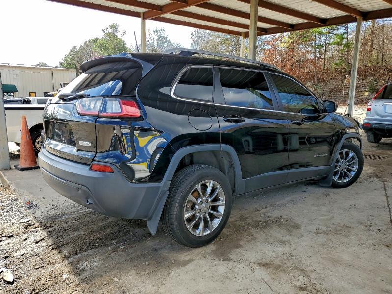2019 Jeep Cherokee მანქანა იყიდება აუქციონზე, vin: 1C4PJLCB6KD114624, აუქციონის ნომერი: 50319436