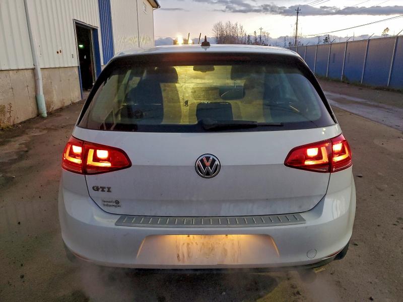 2015 Volkswagen Gti მანქანა იყიდება აუქციონზე, vin: 3VW4T7AU8FM064647, აუქციონის ნომერი: 94815475