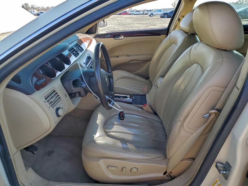 2010 Buick Lucerne მანქანა იყიდება აუქციონზე, vin: 1G4HC5EM4AU102717, აუქციონის ნომერი: 93946405