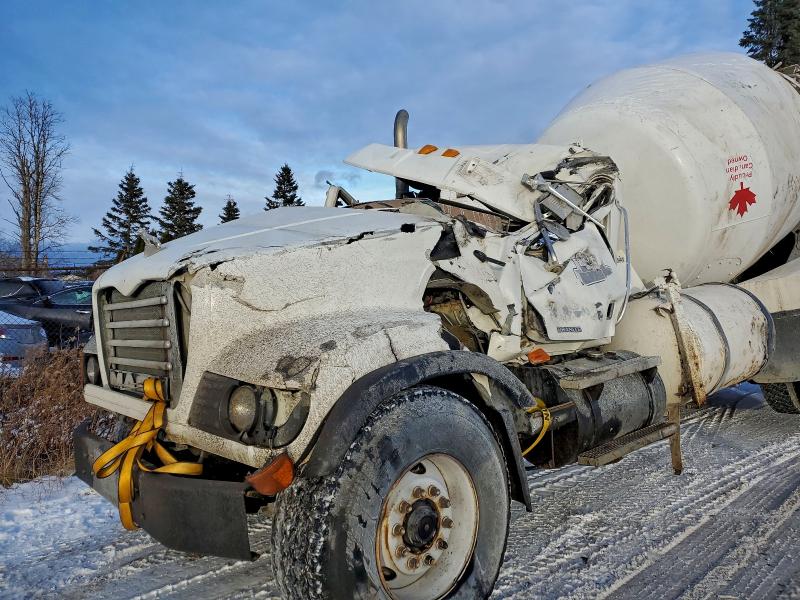 2004 Mack 700 მანქანა იყიდება აუქციონზე, vin: 1M2AG11C04M013291, აუქციონის ნომერი: 93520655