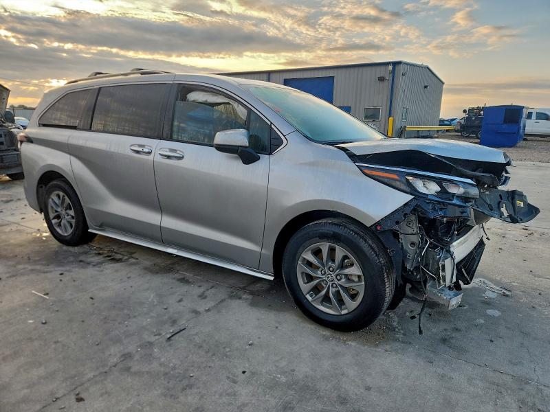 Продажа на аукционе авто 2025 Toyota Sienna Xle, vin: 5TDYRKEC6SS228155, номер лота: 93695505