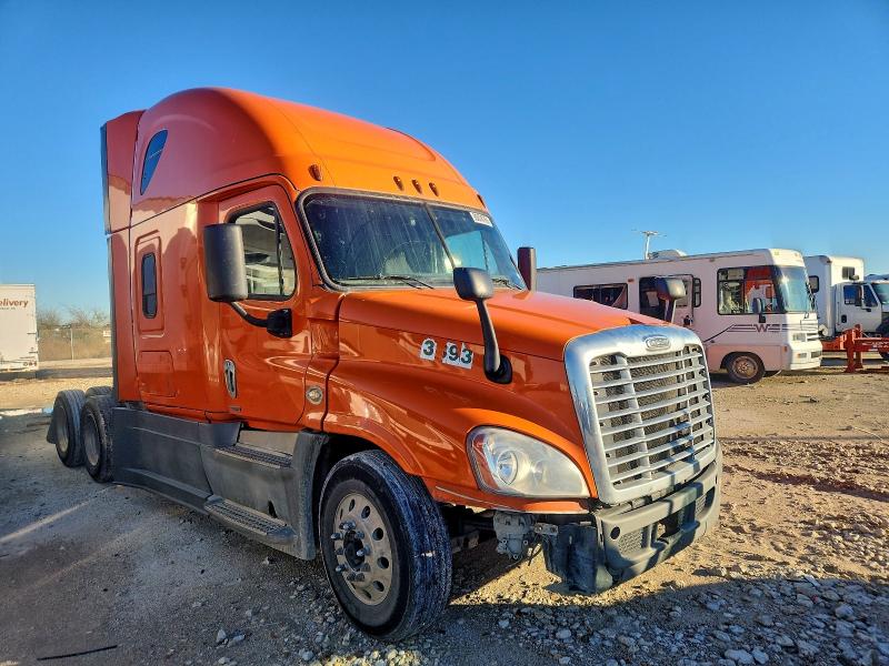 93678765 :رقم المزاد ، 3AKJGLDR0GSGX9576 vin ، 2016 Freigliner Cascadia 125 مزاد بيع