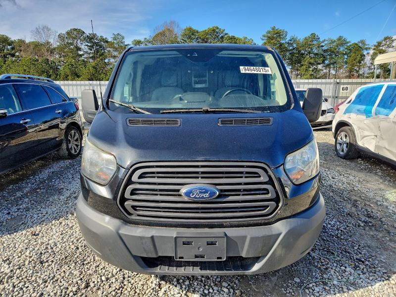 94648015 :رقم المزاد ، 1FTYE1YM4FKB27168 vin ، 2015 Ford Transit T- مزاد بيع