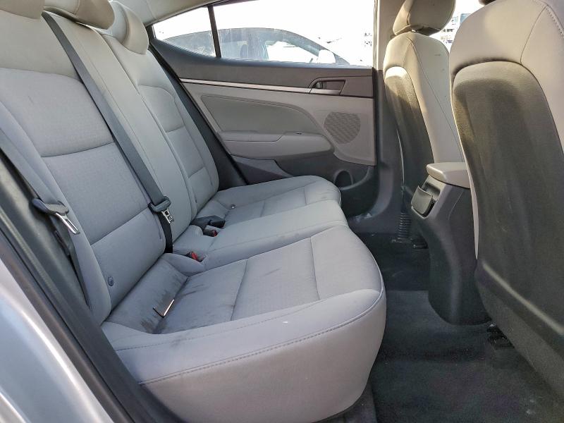 Продажа на аукционе авто 2018 Hyundai Elantra Se, vin: 5NPD84LF5JH252381, номер лота: 94381855