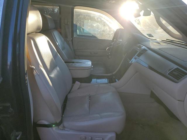 2008 Cadillac Escalade მანქანა იყიდება აუქციონზე, vin: 1GYFK63828R162710, აუქციონის ნომერი: 91021735