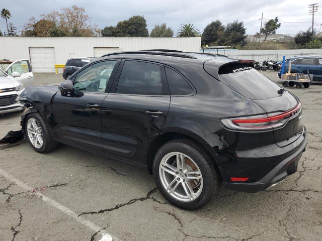 92070105 :رقم المزاد ، WP1AA2A54SLB10153 vin ، 2025 Porsche Macan Base مزاد بيع