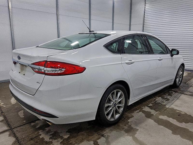 Продажа на аукционе авто 2017 Ford Fusion, vin: 3FA6P0H78HR370122, номер лота: 93192815