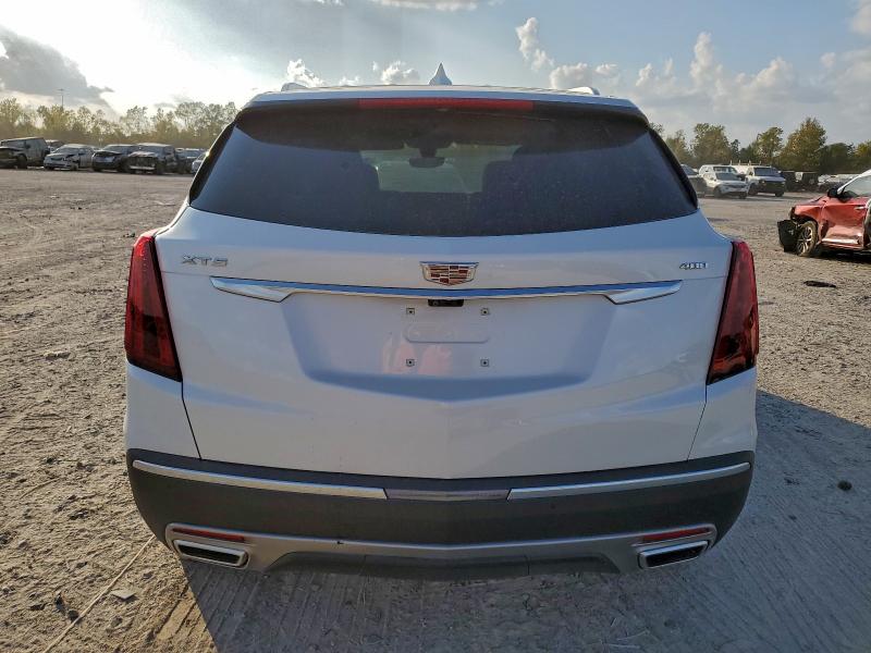 94106985 :رقم المزاد ، 1GYKNCRS5RZ715150 vin ، 2024 Cadillac Xt5 Premiu مزاد بيع