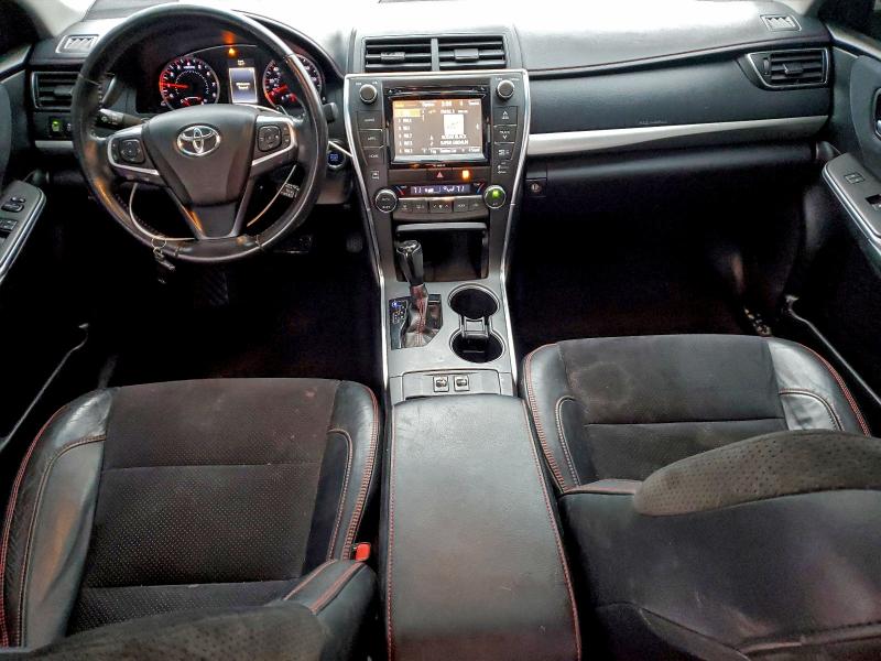 94530305 :رقم المزاد ، 4T1BK1FK4GU571586 vin ، 2016 Toyota Camry مزاد بيع