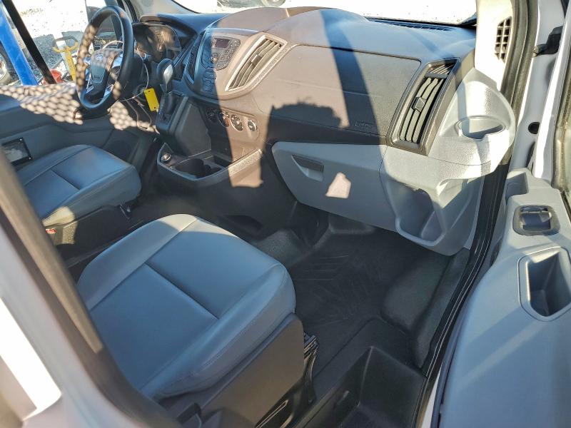 94415625 :رقم المزاد ، 1FTYR2XM3HKA58360 vin ، 2017 Ford Transit مزاد بيع