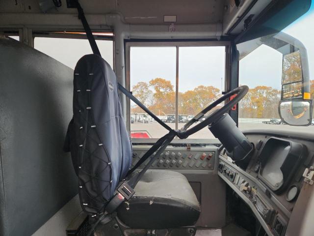 Aukcja sprzedaży 2012 Thomas Saf-t-liner Hdx, vin: 1T7YN4E27C1149996, numer aukcji: 86535175