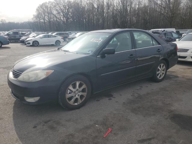 93190945 :رقم المزاد ، 4T1BF30K65U088929 vin ، 2005 Toyota Camry مزاد بيع