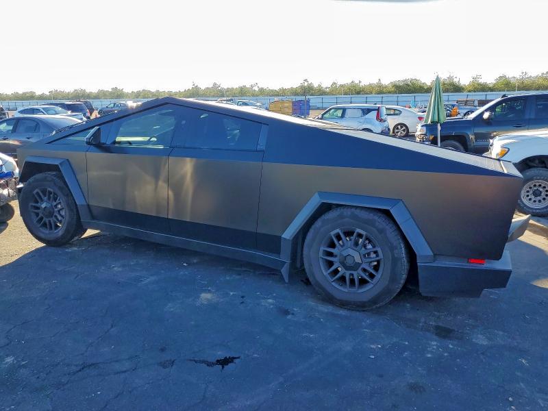 2025 Tesla Cybertruck მანქანა იყიდება აუქციონზე, vin: 7G2CEHED2SA069408, აუქციონის ნომერი: 94164925