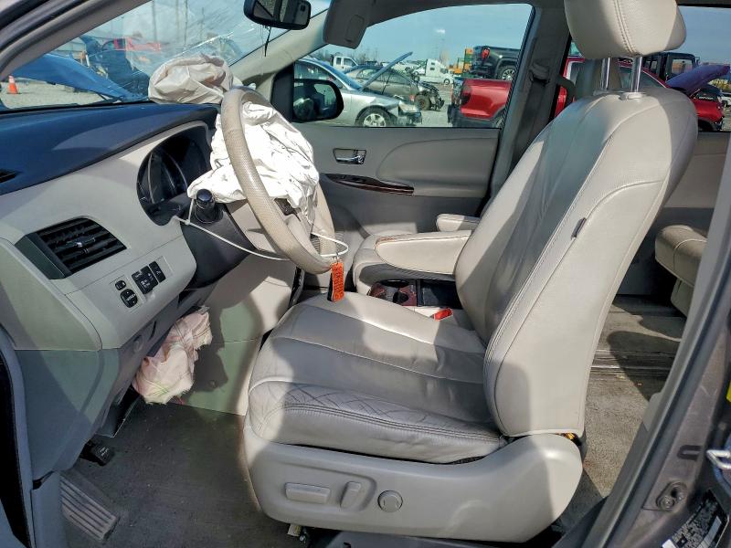 Aukcja sprzedaży 2011 Toyota Sienna, vin: 5TDYK3DC9BS109527, numer aukcji: 94238095