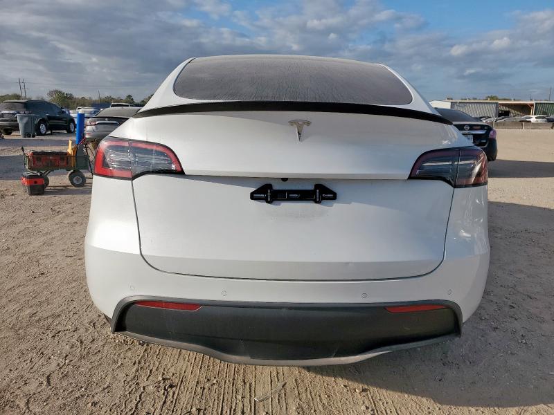 92614565 :رقم المزاد ، 7SAYGDEE6NF386655 vin ، 2022 Tesla Model Y مزاد بيع