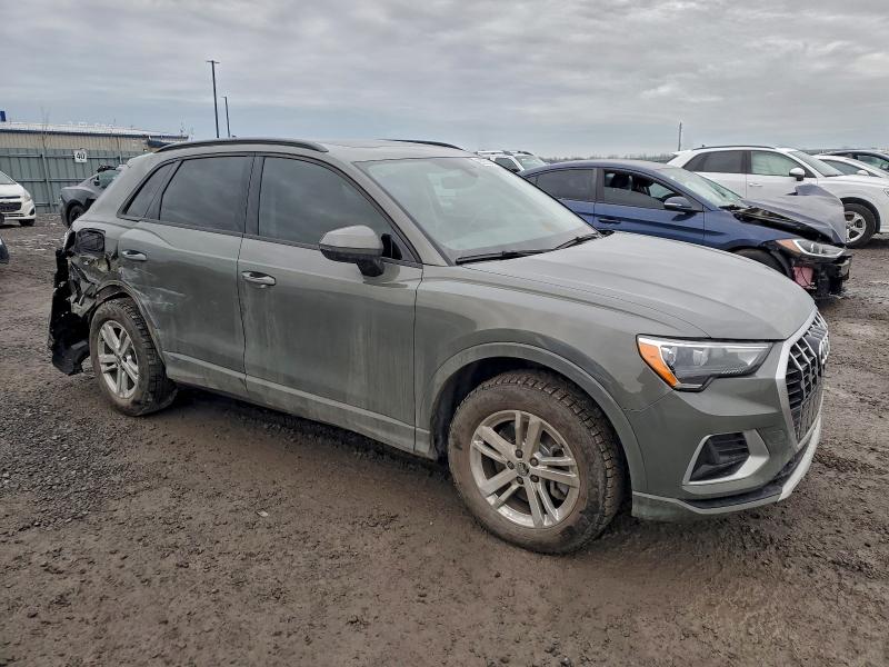93832155 :رقم المزاد ، WA1AUCF35N1035866 vin ، 2022 Audi Q3 مزاد بيع